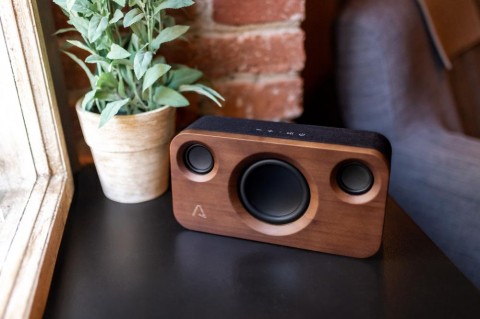 LAMAX Soul1 35W Bluetooth hangszóró LAMAX Soul1 35W Bluetooth hangszóró